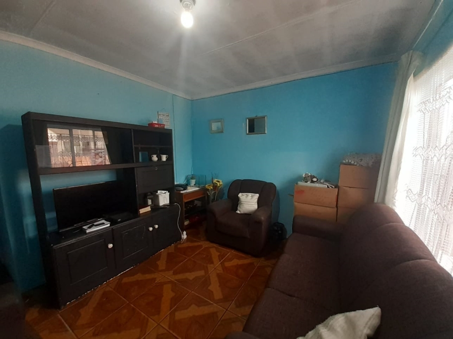 2 Bedroom Property for Sale in Bethelsdorp Eastern Cape
